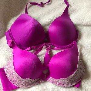 2 Victoria Secret Bras